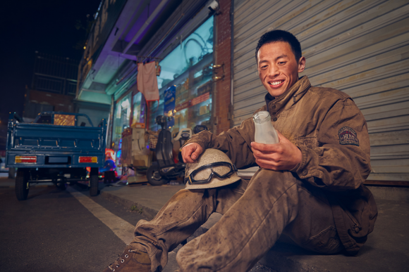 抖音《生活英雄》任海龙：难熬的日子里，更要努力笑出来