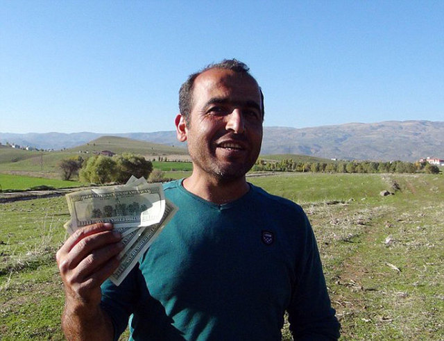 土耳其村民卖陨石碎片暴富 1.3磅陨石价值42万人民币