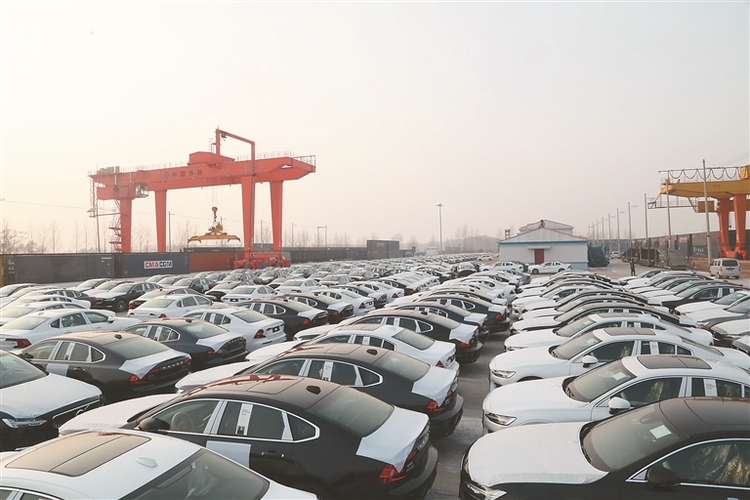 哈铁预计春节前发运商品汽车超5000台