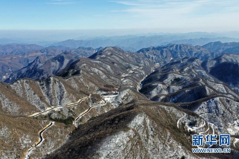 湖北襄陽：雪潤群山 層巒疊嶂