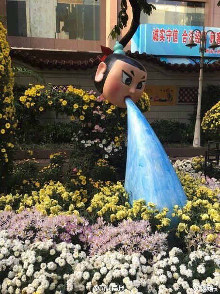 广州现菊花葫芦娃 网友吐糟童年尽毁 广州现菊花葫芦娃 网友吐糟童年尽毁