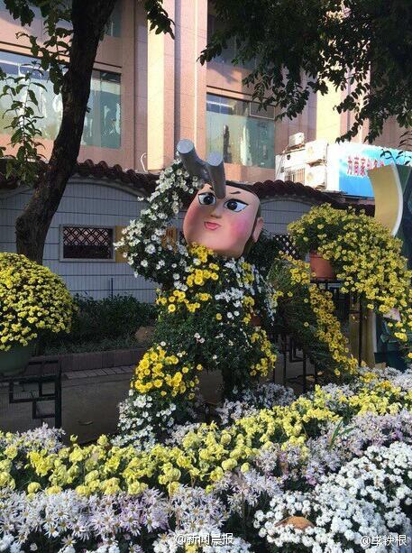 广州现菊花葫芦娃 网友吐糟童年尽毁 广州现菊花葫芦娃 网友吐糟童年尽毁