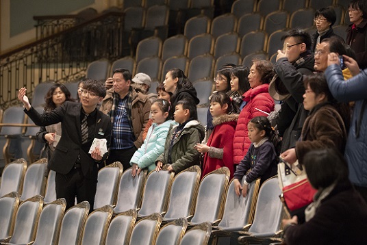 上海音乐厅下月起“闭关” 主题开放日引市民争相“打卡”