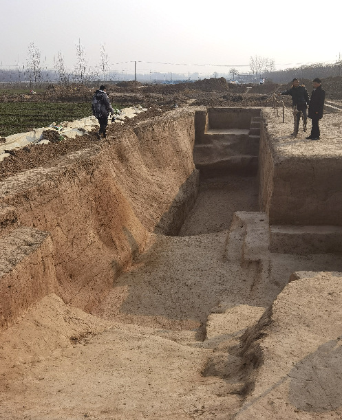 河南禹寺遗址发现距今4000年前城池