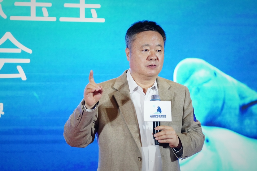 广州首次成功繁育小白鲸_fororder_微信图片_20210128172409