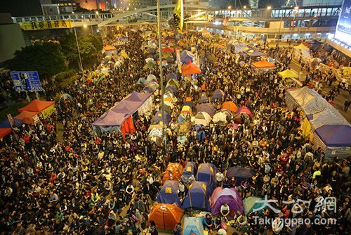 香港7千警力兵分三路清障滞留人士会被拘捕带走