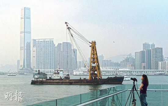 香港近日空气差维多利亚港“披纱”（图）
