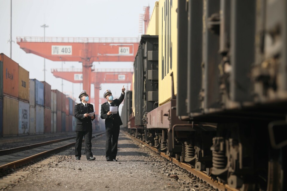 通联里海港口！上合快线首开至阿塞拜疆巴库班列