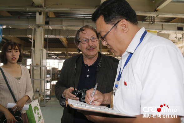 海外大V 專題【最新消息】參觀對俄物流業務 老外是這樣解密中國速度的(高清組圖) 海外大V 專題【最新消息】參觀對俄物流業務 老外是這樣解密中國速度的(高清組圖)