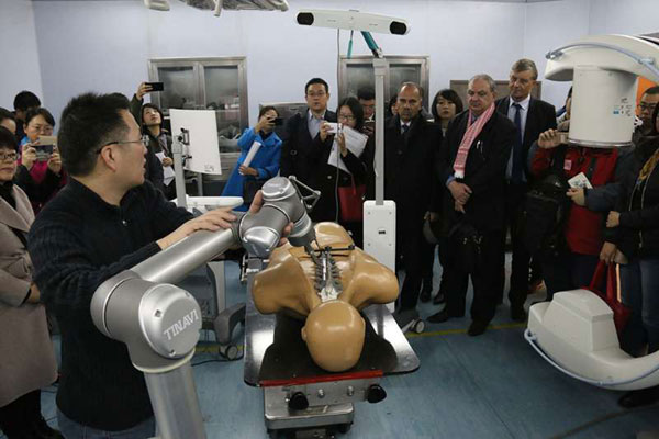 Chinese robots save lives