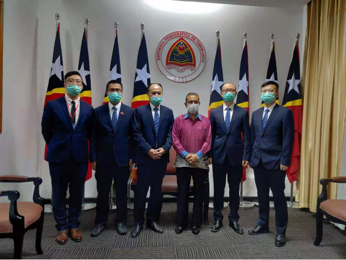 东帝汶总理会见中国援助东帝汶医疗队