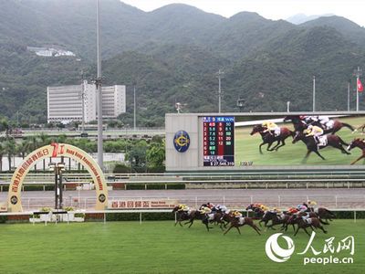 香港慶回歸17周年賽馬日：精彩瞬間定格永恒