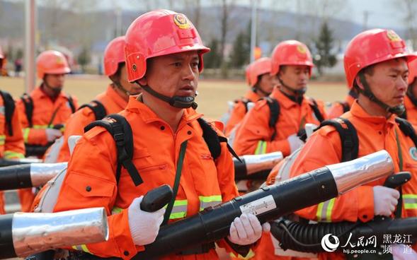 大興安嶺呼中區舉辦森林消防隊伍專業技能競賽“保生態 礪精兵 強實戰”