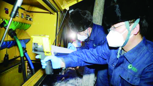 吉林：坚守一线 只为万家灯火明_fororder_1