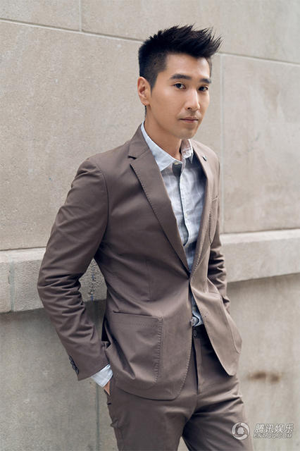 赵又廷杨幂纽约同框 “白夜”夫妇四世重逢_娱乐_腾讯网