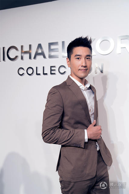 赵又廷杨幂纽约同框 “白夜”夫妇四世重逢_娱乐_腾讯网