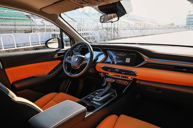 自带十足“男友力”——这个春节回家带上传祺GS4