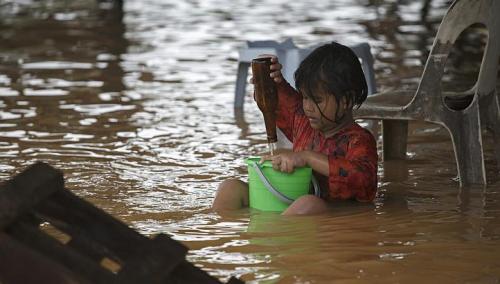 東南亞國家洪水肆虐大馬民眾急缺賑災物資（圖）