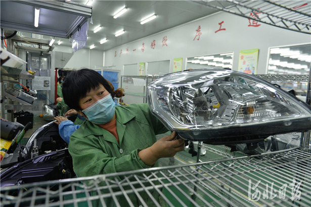 河北衡水:企業復工趕訂單