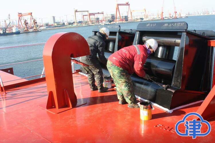 两船完成试航！天津新港铆足干劲 生产按下“快进键”