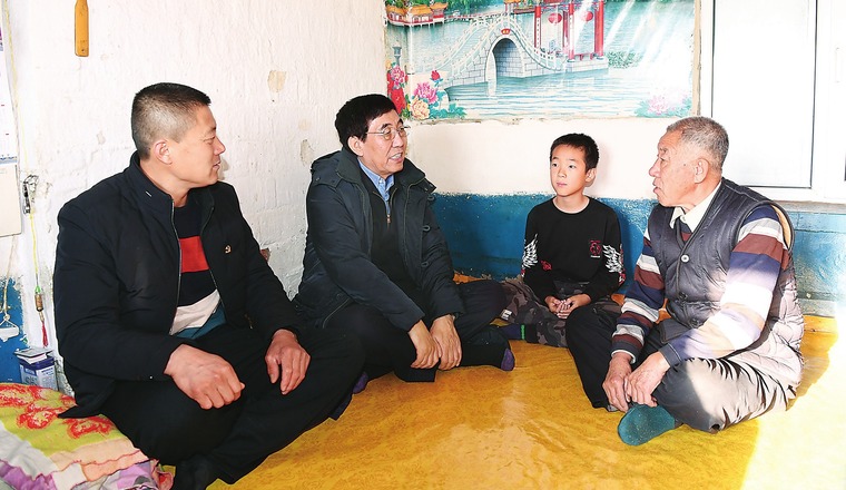 吉林省委书记巴音朝鲁在汪清县扶贫联系点调研