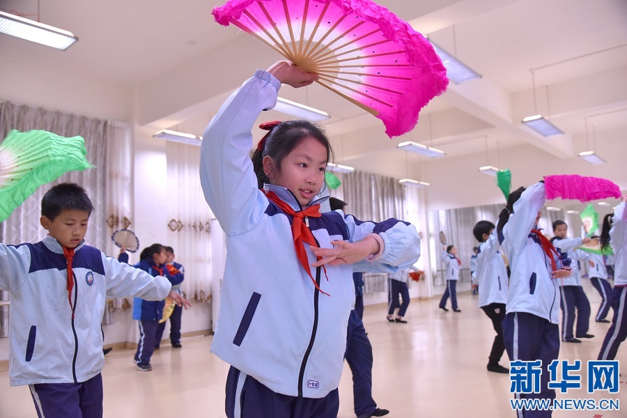 江西贛州：採茶童子鬧新春