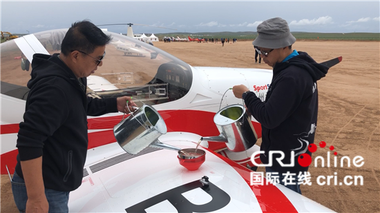 滑翔机飞行员杜鹏的候鸟人生_fororder_加油