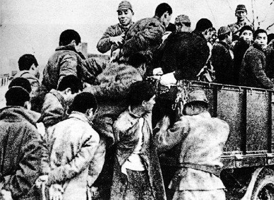 美国医生日记里的南京大屠杀：成千上万妇女被强奸