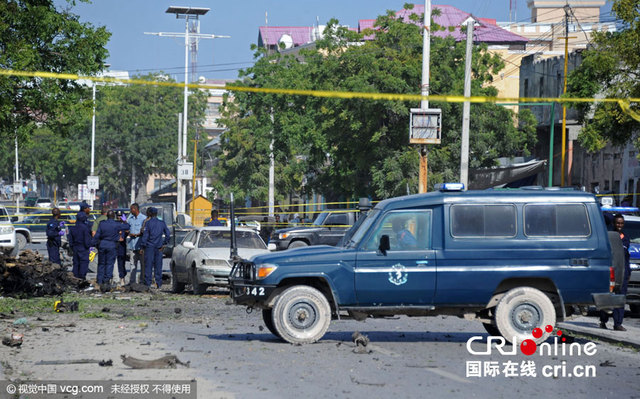 索马里首都发生自杀式炸弹袭击和枪击