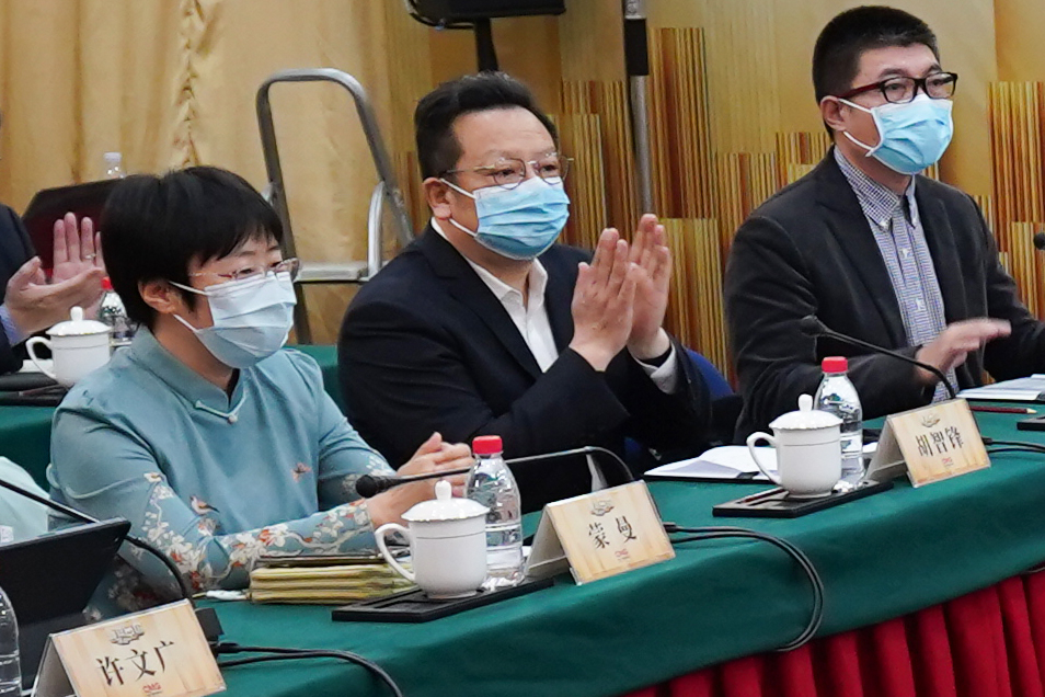 让典籍“点”亮来路 《典籍里的中国》创作座谈会举行