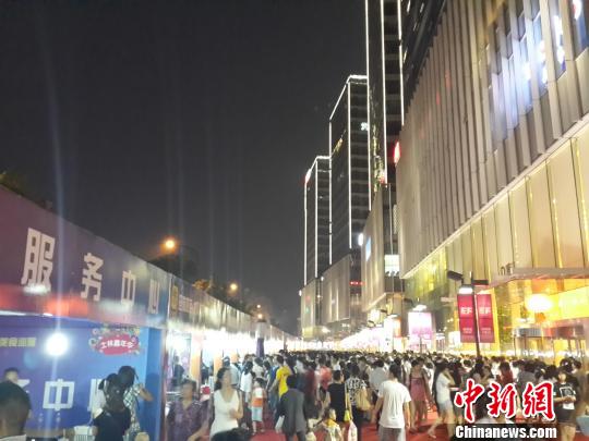 臺灣夜市組團(tuán)襲浙江推“親浙”美食（圖）