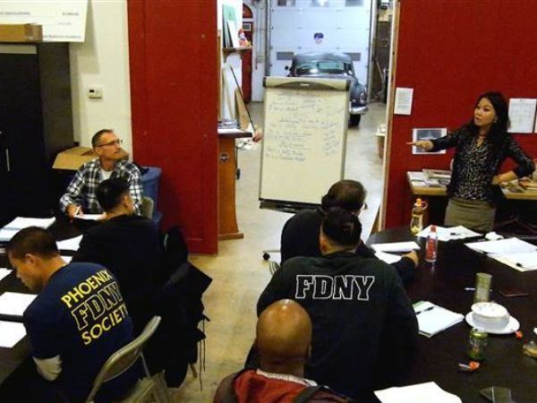 美国纽约消防局开课教普通话