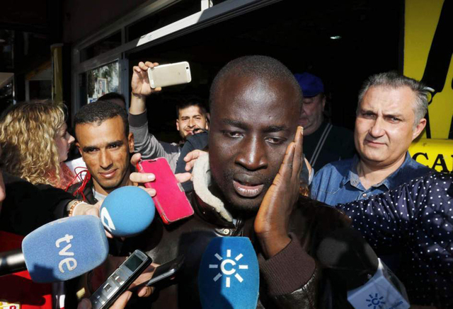 西班牙一非洲难民中40万欧元彩票大奖(图)