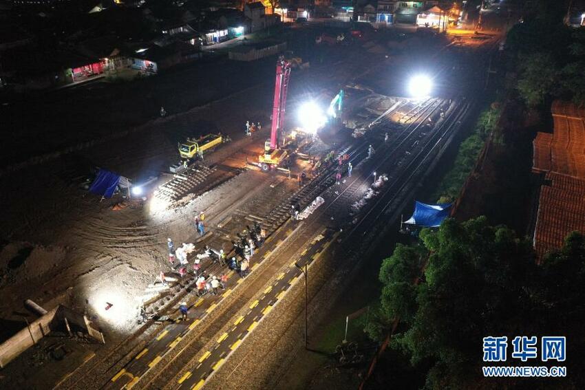 Pembangunan Kereta Cepat JKT-BDG Capai Kemajuan Baru_fororder_yn6