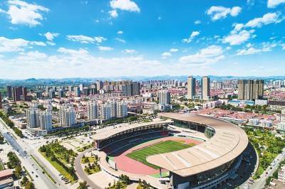 在人民中间生根开花