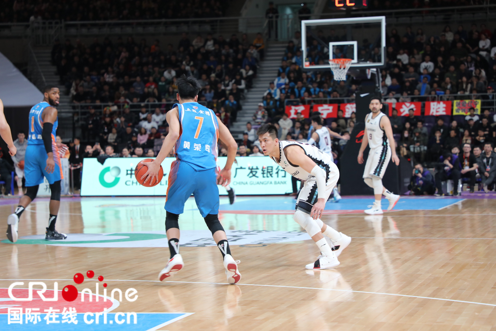 CBA：辽篮126-86大胜四川 刘志轩伤愈复出