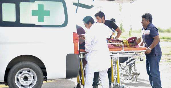 玻利维亚一起车祸致15人死亡