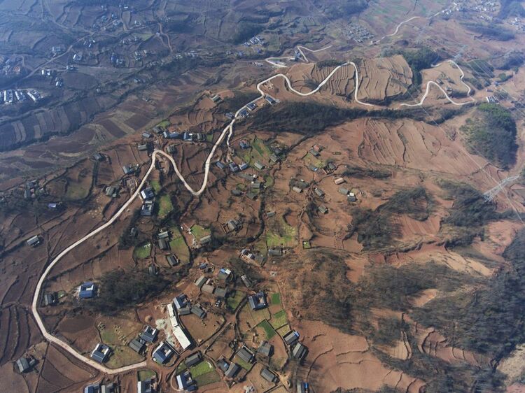 无字丰碑上 有你的名字——献给在脱贫攻坚战场牺牲的英烈