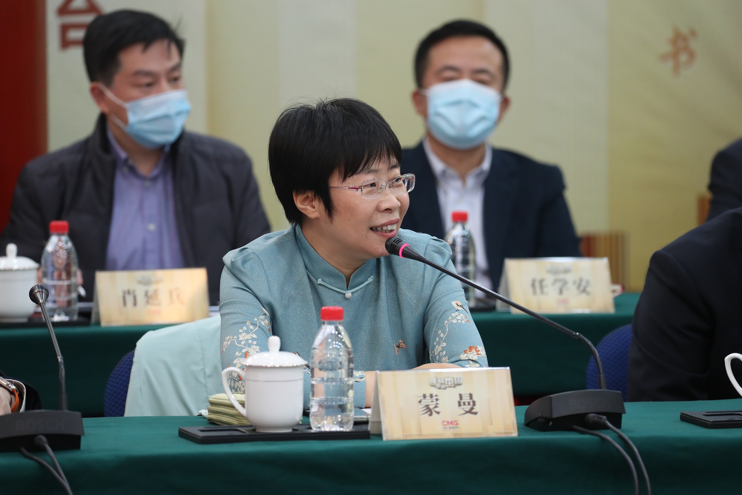 让典籍“点”亮来路 《典籍里的中国》创作座谈会举行