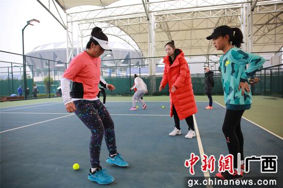 网球国青队选拔训练营广西柳州开营