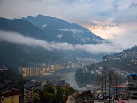 Ngarai Sungai Nujiang