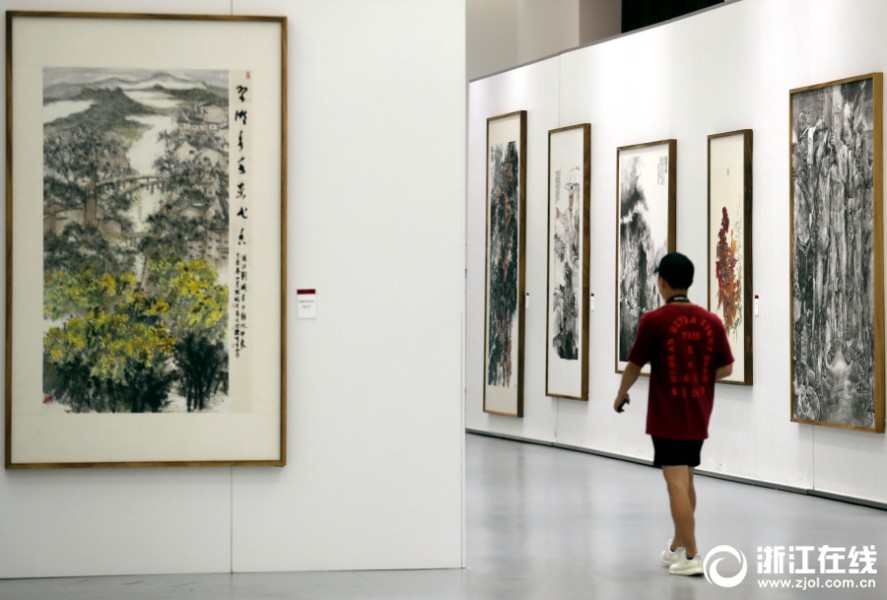 杭州舉辦迎接黨的十九大藝術系列大展