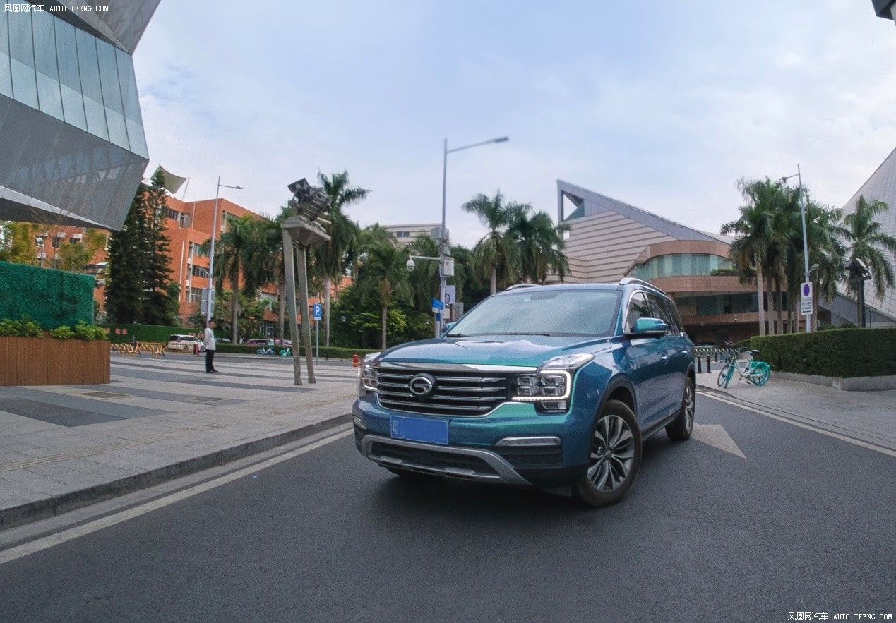 新春潮出街 传祺GS8莫兰迪车色了解一下