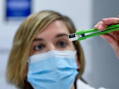 默克尔：欧盟三个月内开发疫苗护照恢复人员流动