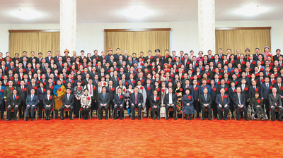 “Ruhin rashin son kai” ya taimakawa Sinawa wajen cimma nasarar kawar da talauci_fororder_20210226-sharhi-Sanusi-hoto