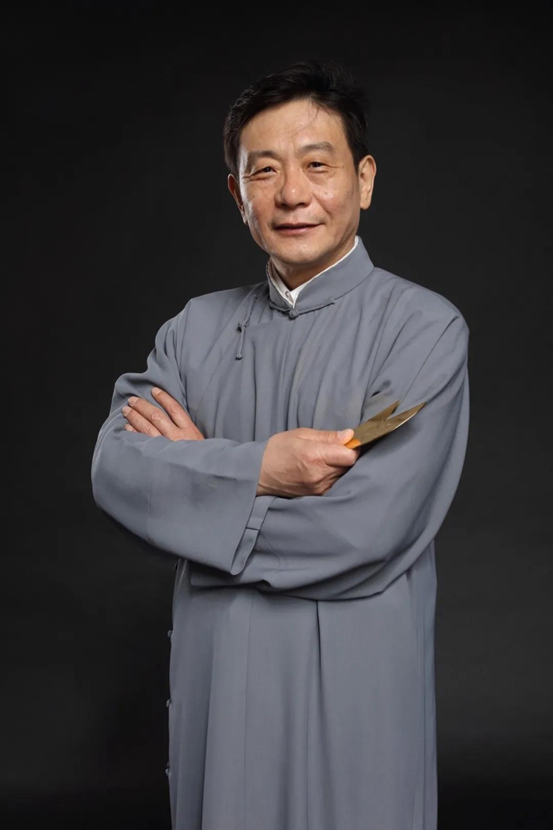 阴军书法作品登书画名家专刊融媒体推荐优秀艺术家展播