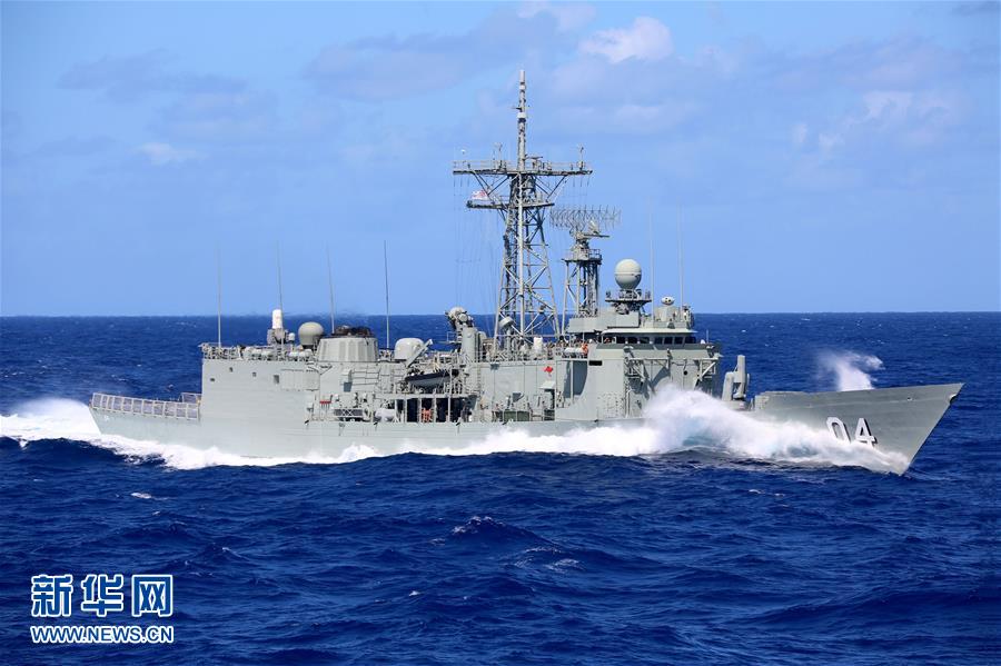 中澳海军在南太平洋举行联合演练