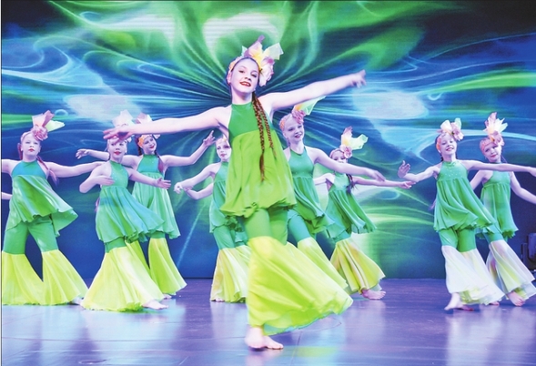 “舞動世界綻放未來”中俄青少年國際舞蹈大賽舉行