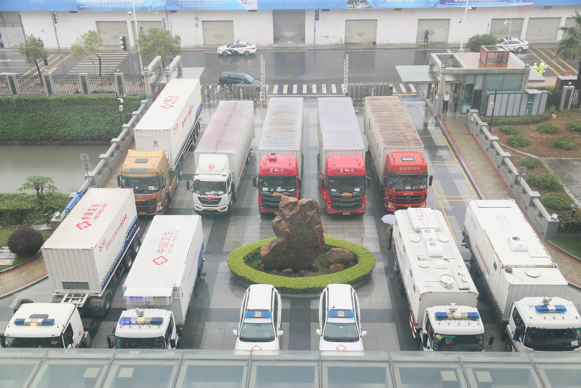 图片默认标题_fororder_车队18日从武汉出发，一路风雨兼程，回到广州。广东疾控供图
