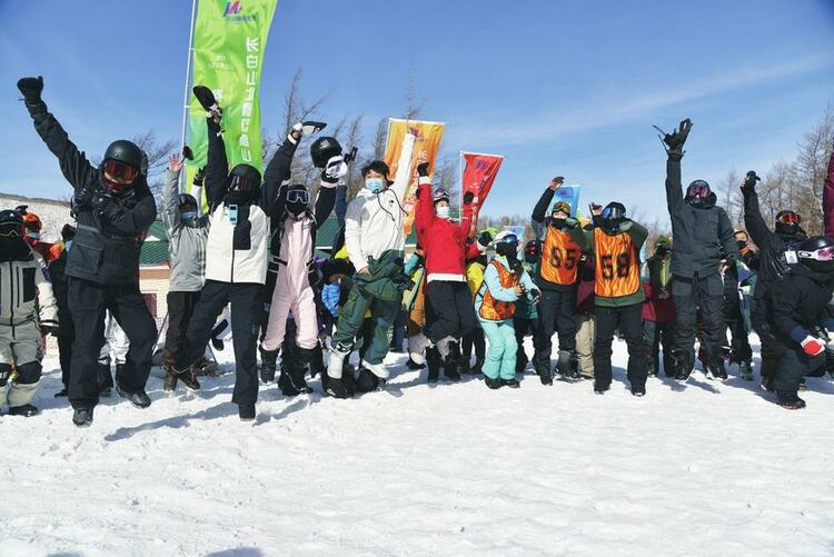 吉林長白山：暢滑高山野雪_fororder_4